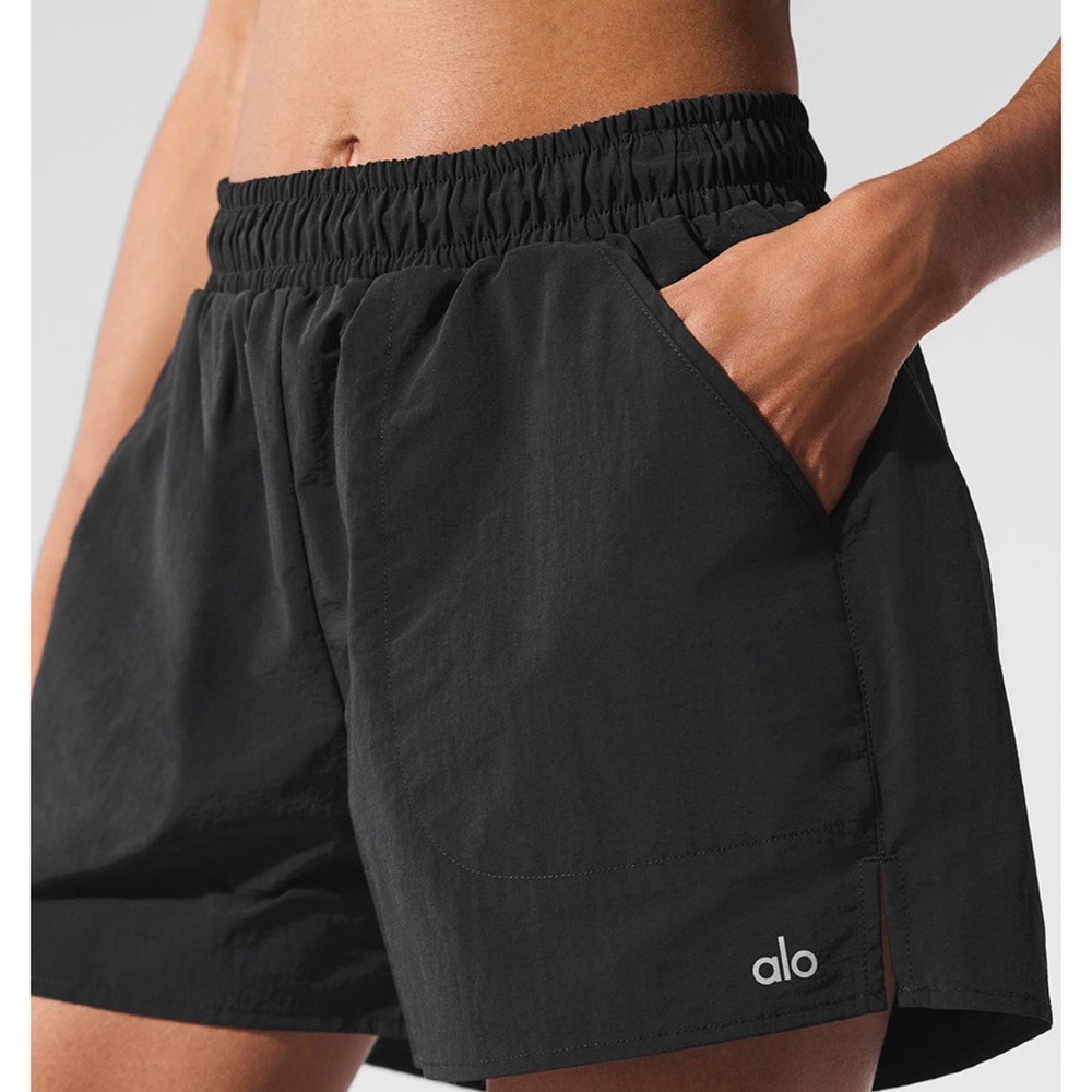 ALO Yoga Alumni Short